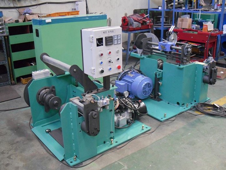 Ø630B REWINDING MACHINE (MAX. 2.5SQ)b.JPG
